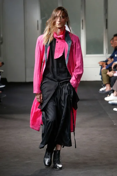 Look 14